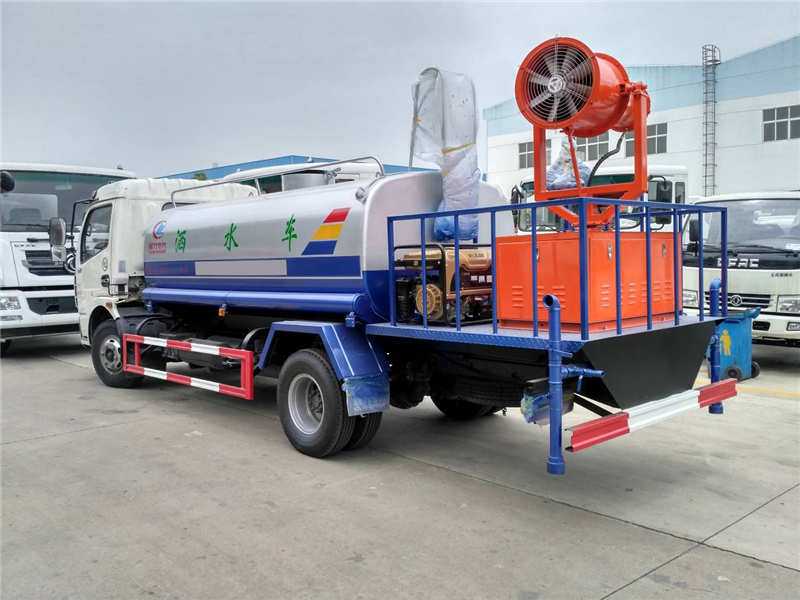 7噸圓罐東風大多利卡抑塵